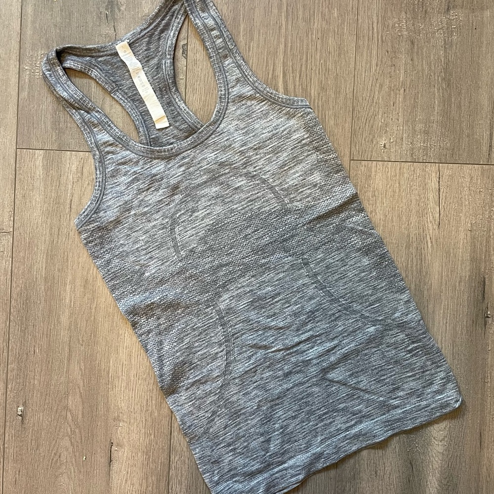 Lululemon Swiftly Tech RB Tank Size 2